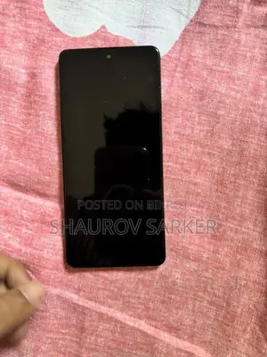 Samsung Galaxy A51 ডিসপ্লে ব্যবহৃত