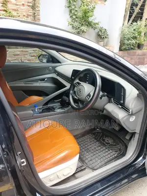 হুন্ডাই এলান্দ্রা ২০২১ কালো