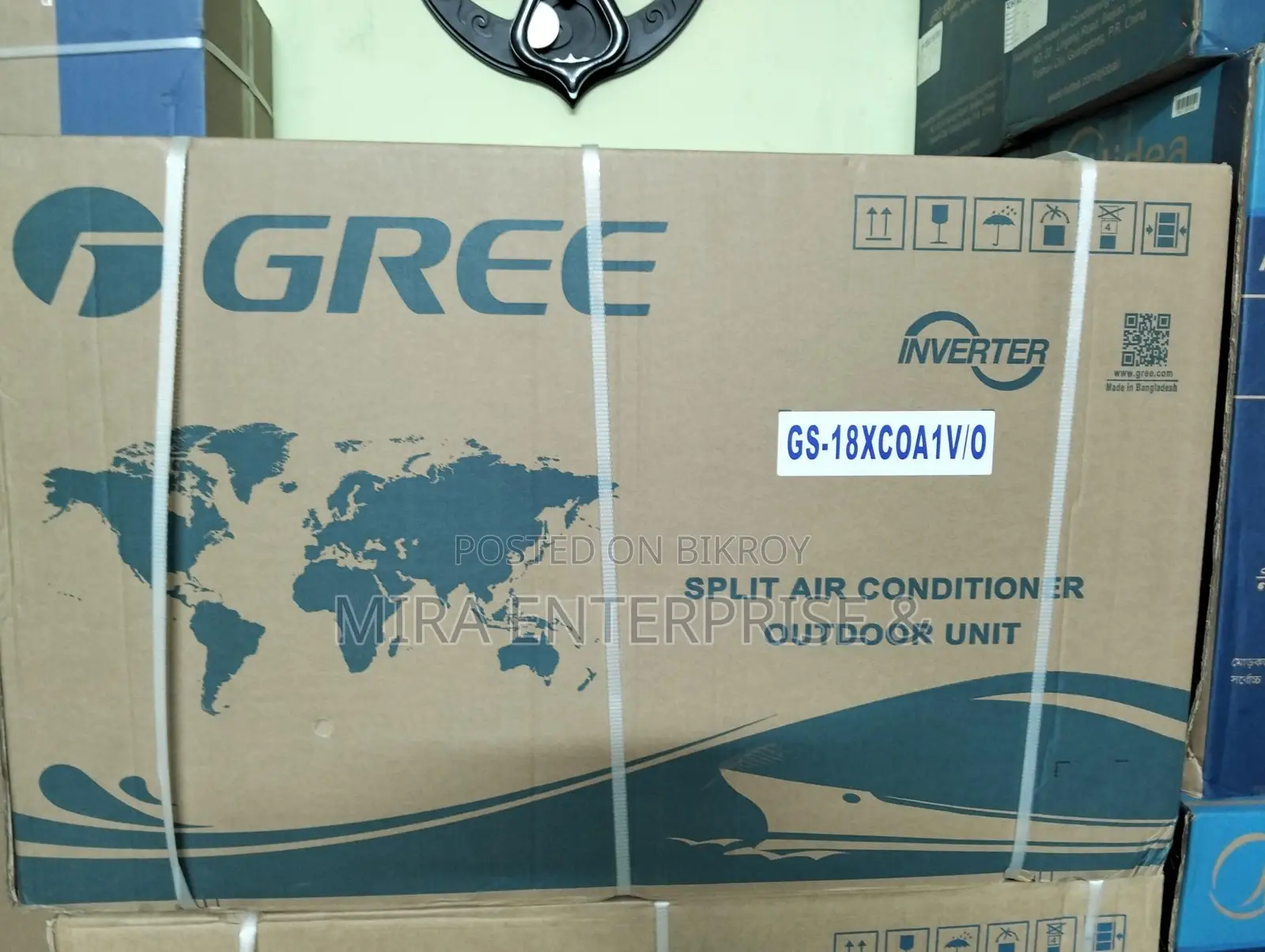 Gree Brand Split Type Inverter 1.5 Ton AC