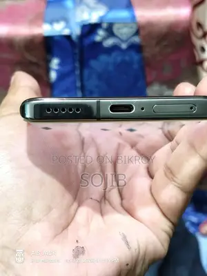 Vivo X90 12 256 (Used)