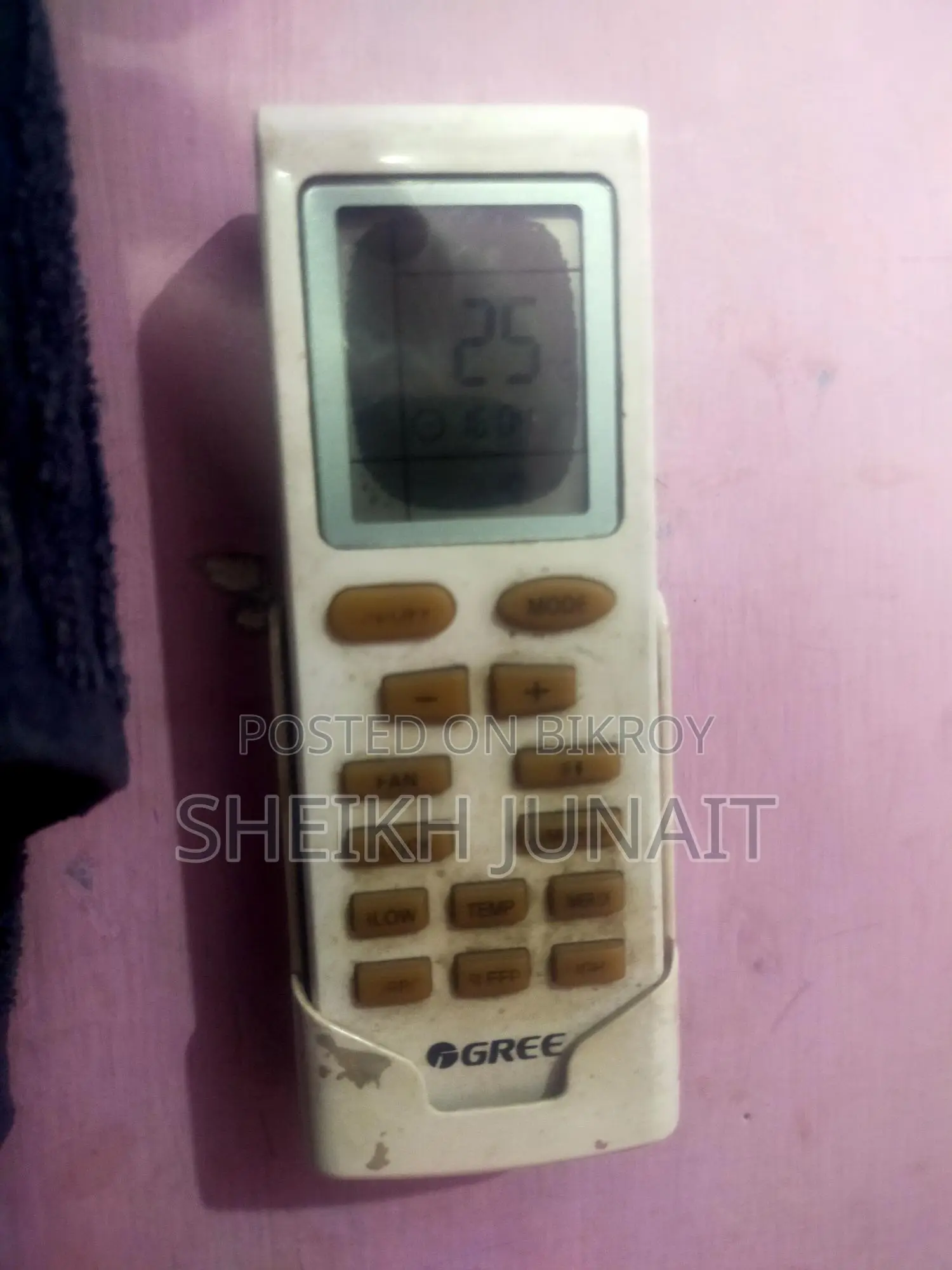 1 ton Gree AC fresh condition