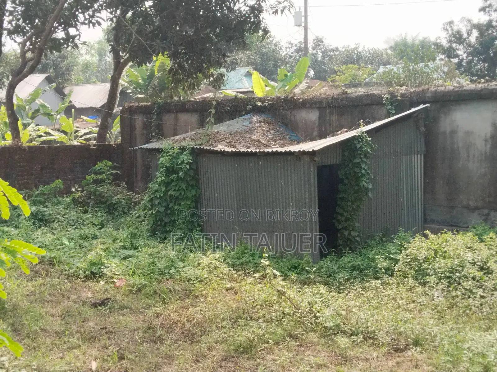 জমি ভাড়া দেওয়া হবে (Land for Rent)