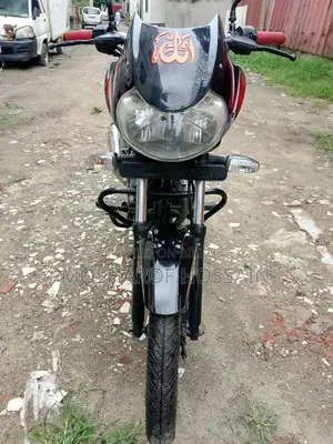 Bajaj Discover 100 . 2015