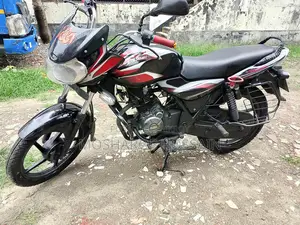Bajaj Discover 100 . 2015