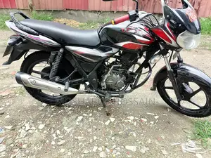 Bajaj Discover 100 . 2015