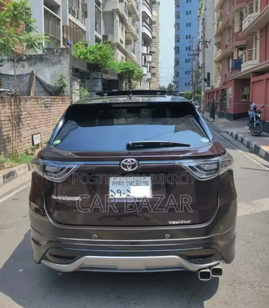 টয়োটা হ্যারিয়ার প্রোগ্রেস মেটাল লেদার ২০১৬ মেরুন