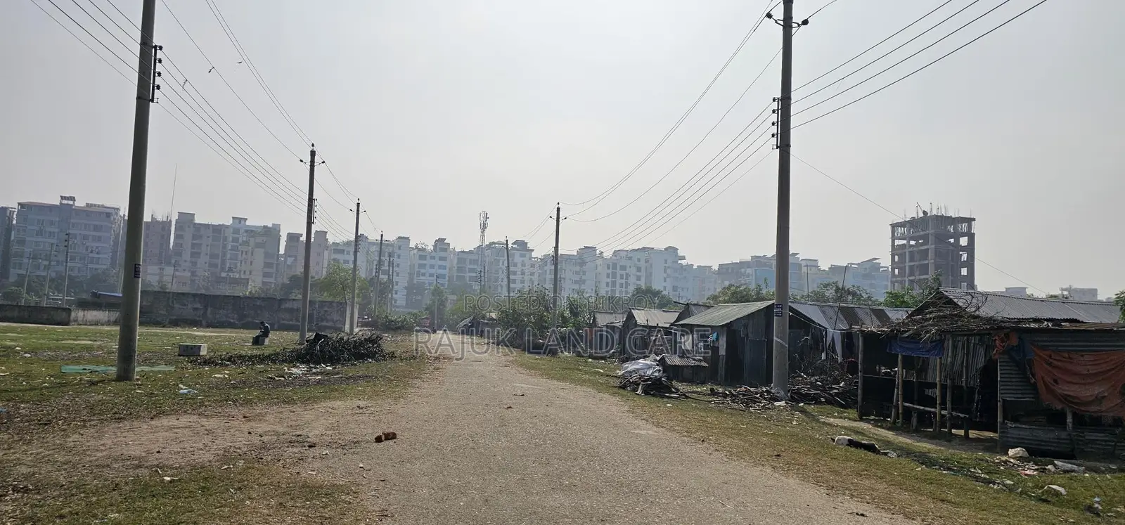 Station 3 plot for sale urgently