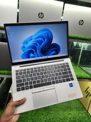 Hp EliteBook 840 G8 core i5 11th Generation wuth Bag