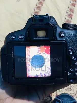 Canon 700D