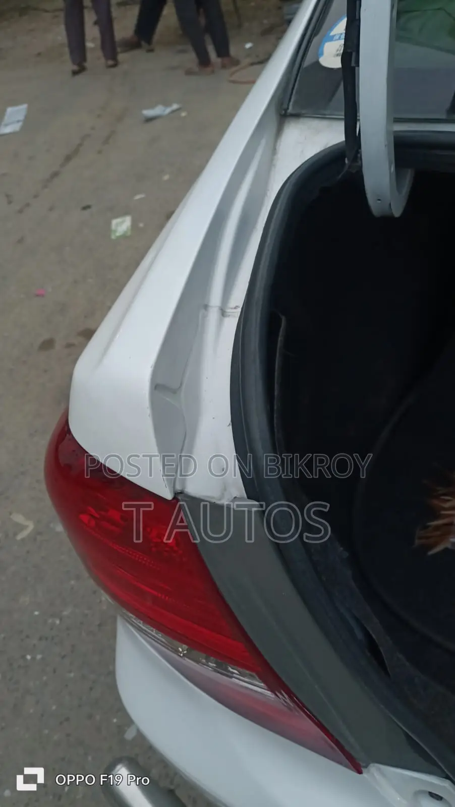 Toyota Axio 2012