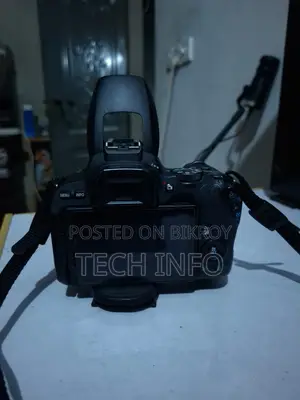 Canon 200d + 50mm Prime Lens