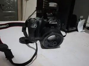 Canon 200d + 50mm Prime Lens