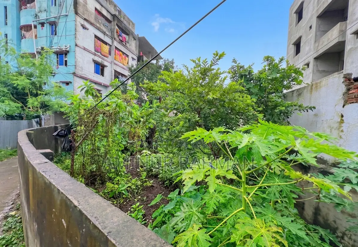জরুরি ভিত্তিতে বিক্রয়যোগ্য প্লট Ready for Construction