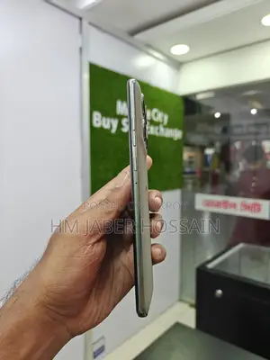 Motorola Edge 60 Pro (Used)