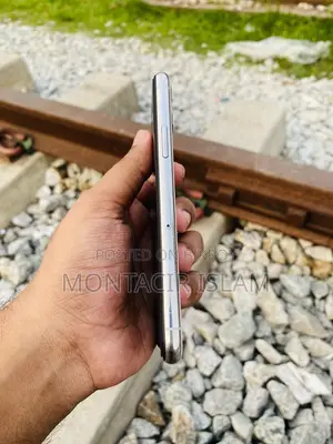 Apple iPhone 11 Pro (Used)