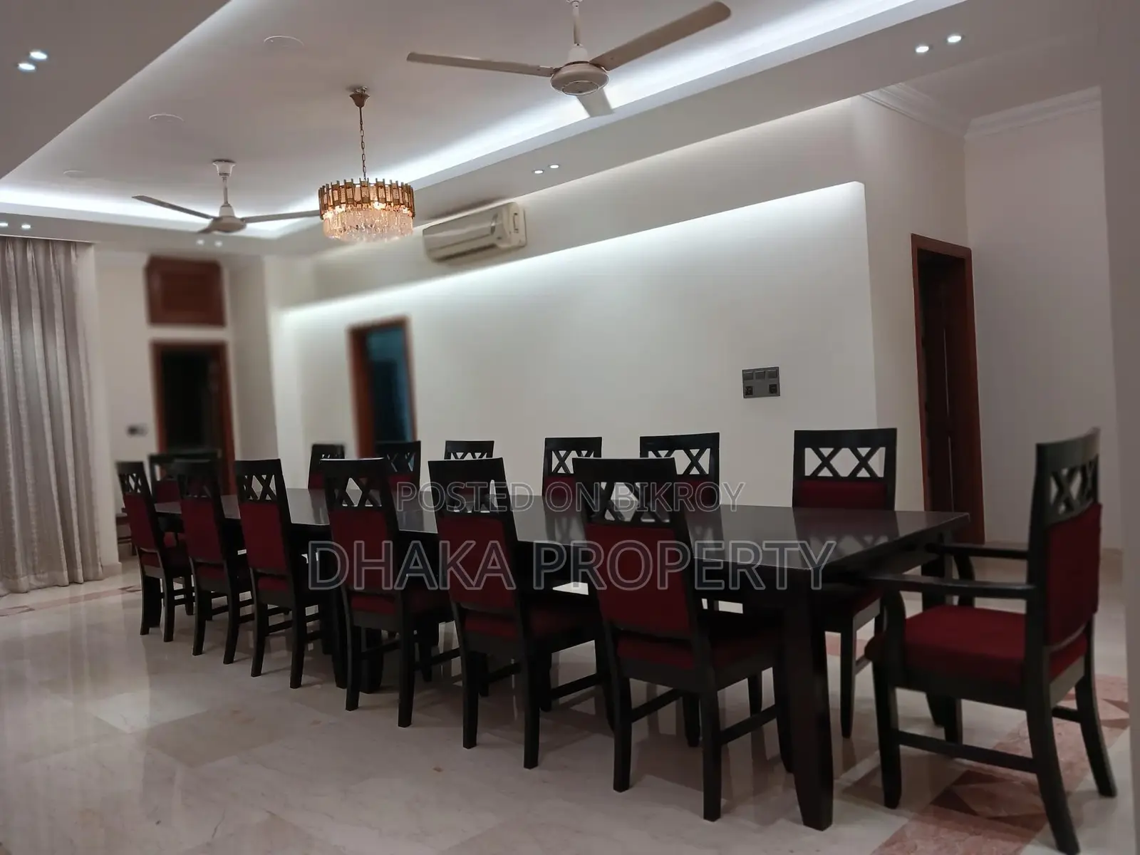 7500 SqFt 5 Bedroom Luxurious Apartment Rent at Baridhara Diplomatic Zone