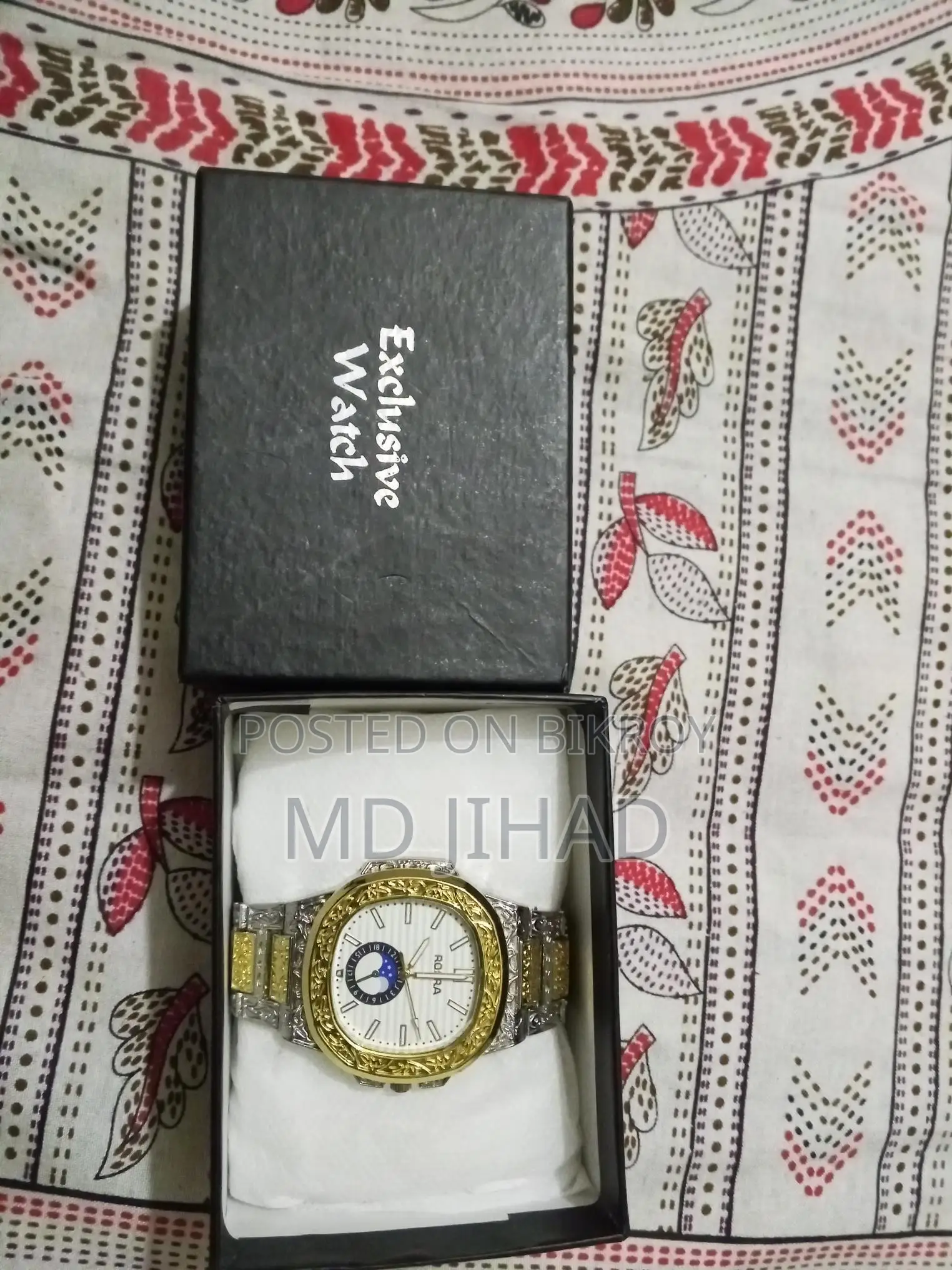 Analogue Watch for sale