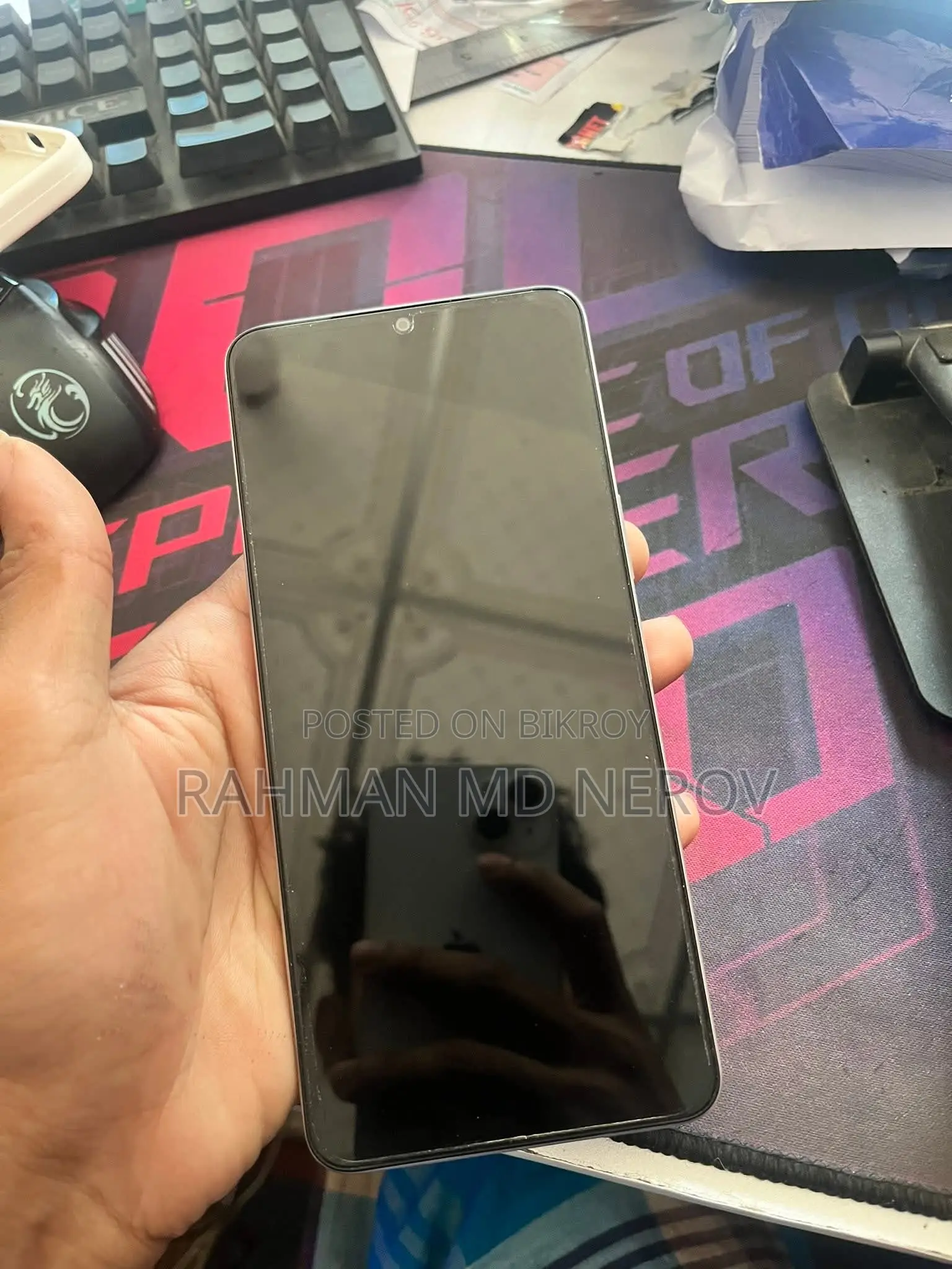 Vivo Y04 (Used)