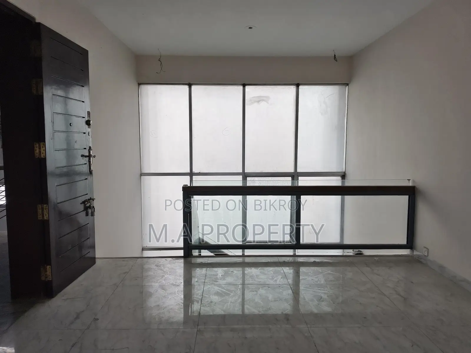 Rent Apartment 4-Bed 2-Carpark Gulshan North
