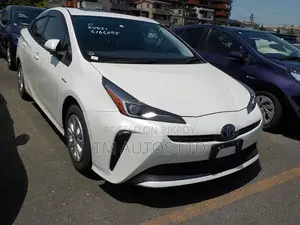 Toyota Prius 2020 Pearl