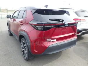 Toyota Yaris Cross Z Red/Black 2Tone 2021