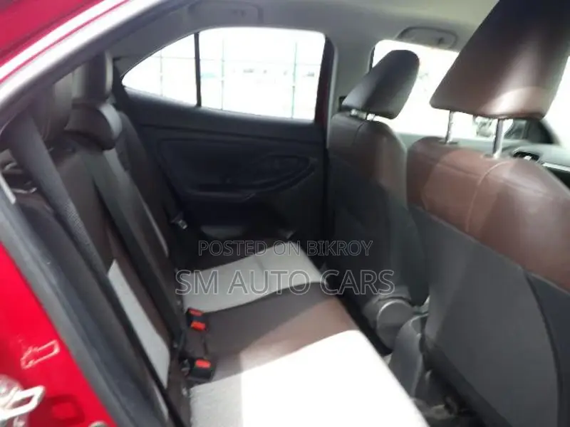 Toyota Yaris Cross Z Red/Black 2Tone 2021