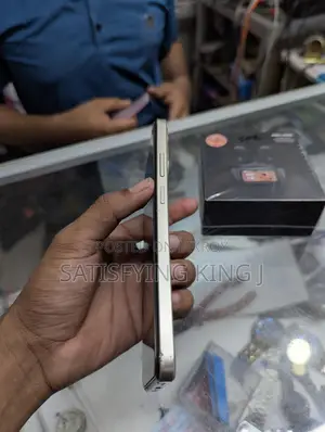Realme C61 8/256 (Used)