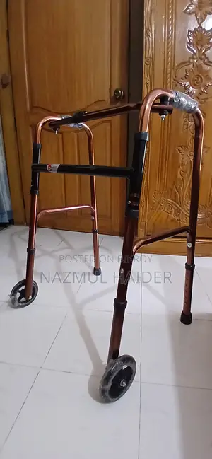 অসুস্থ মানুষের জন্য ওয়াকার (doctor Trust Walker)