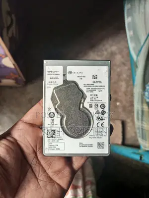 1000 GB hard disk of laptop