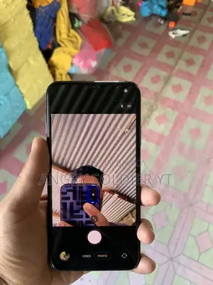 Apple iPhone 11 Pro Max ` (Used)