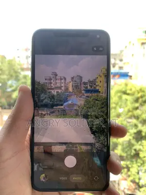 Apple iPhone 11 Pro Max ` (Used)
