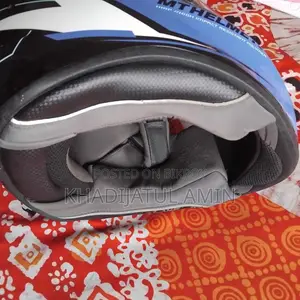এম টি প্রো হেলমেট