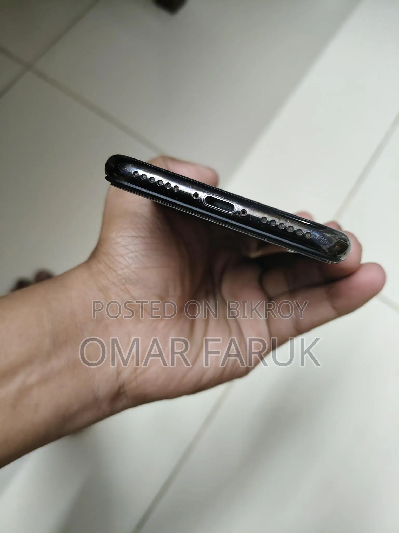 Apple iPhone X (Used)