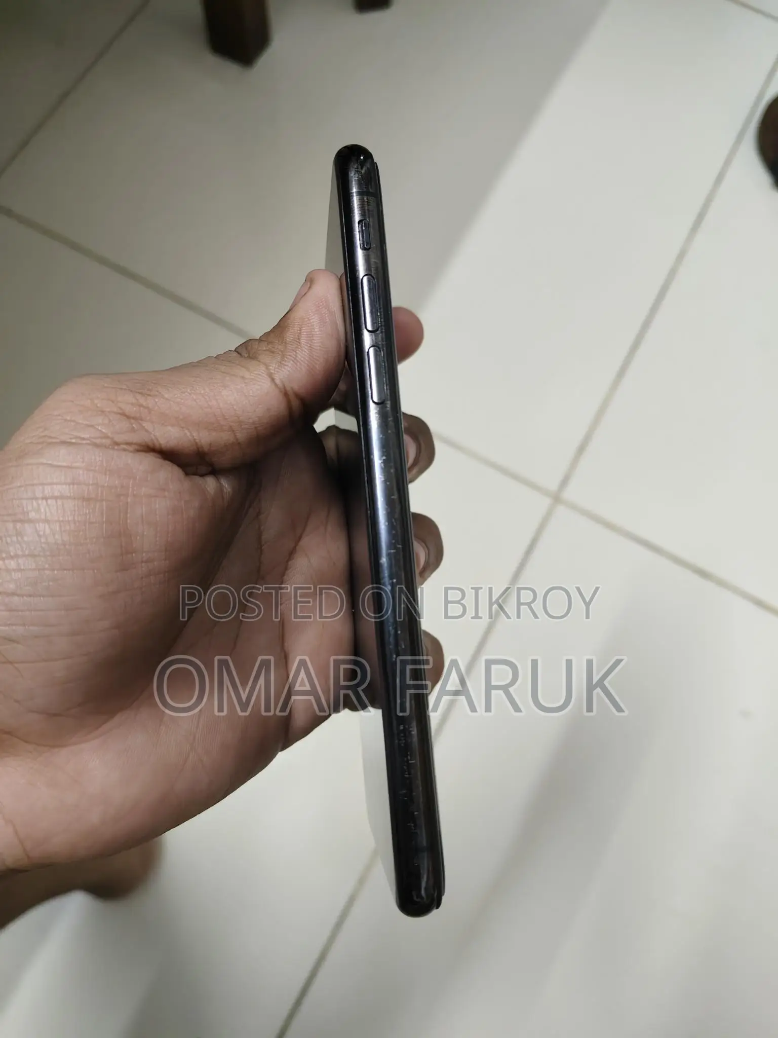 Apple iPhone X (Used)