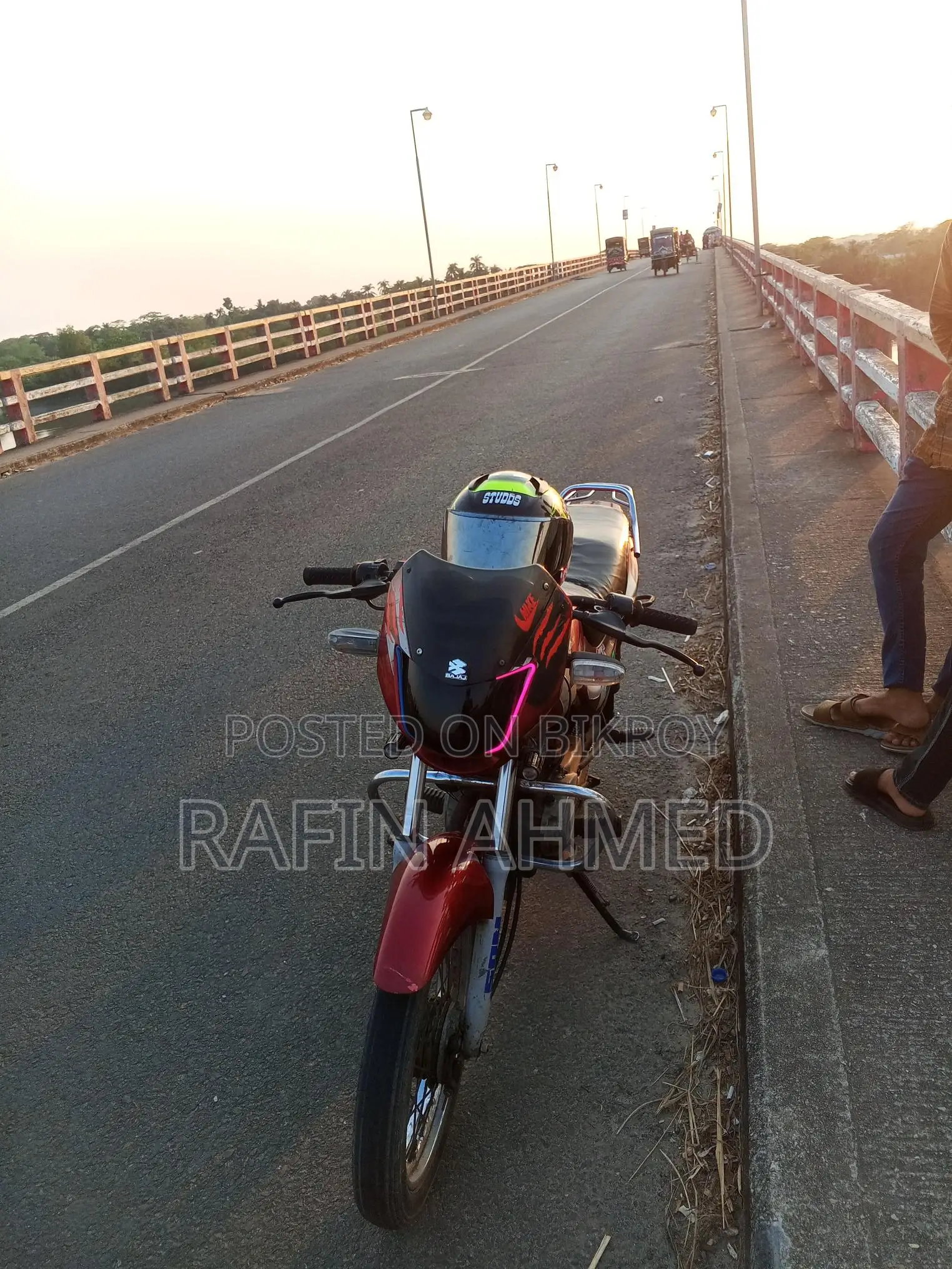 Bajaj CT 100 . 2004