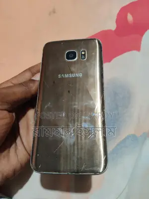 Samsung Galaxy S7 Edge (Used)
