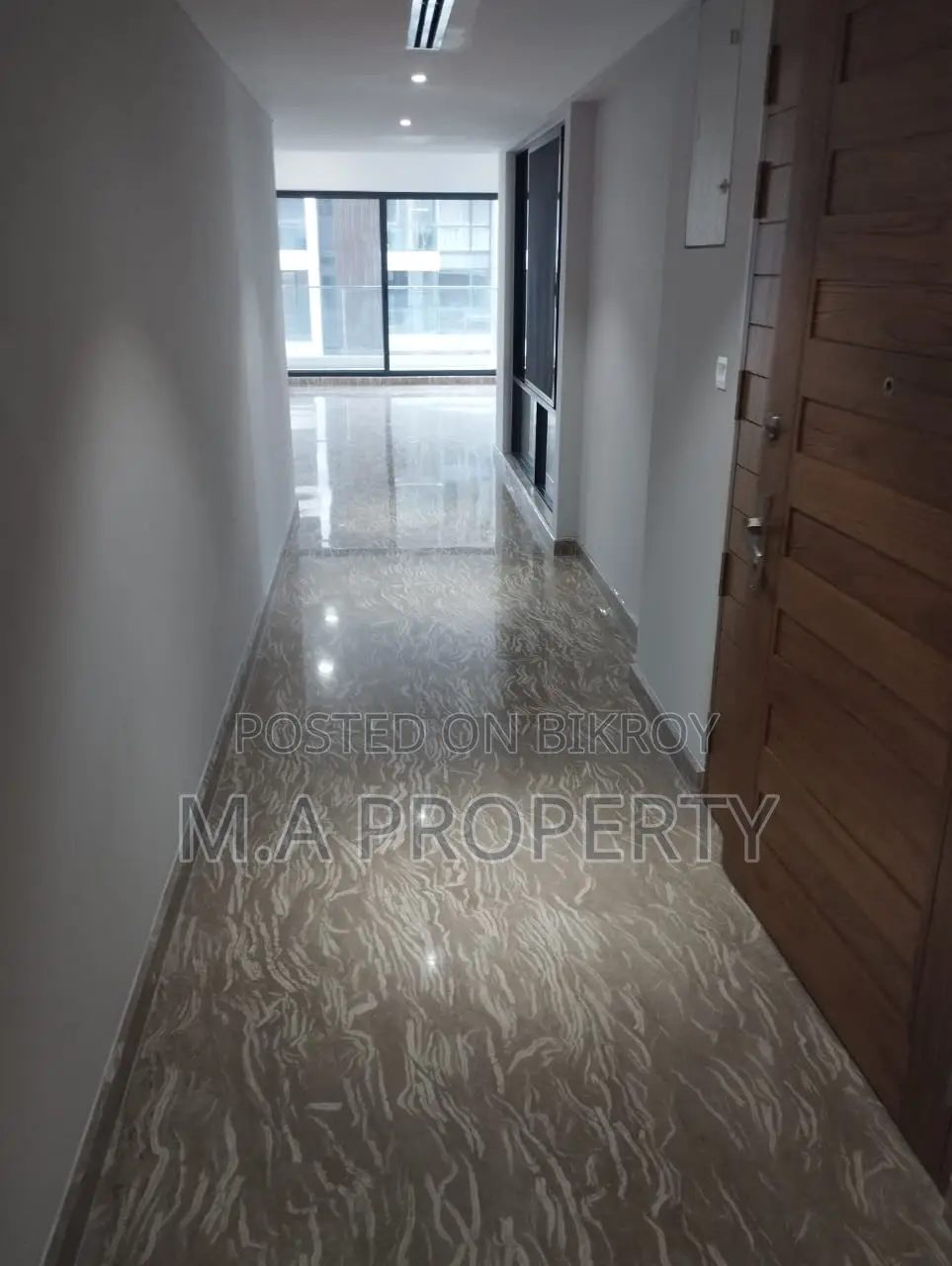 Rent Apartment 4-Bed 4150sqft 7th floor Gulshan North