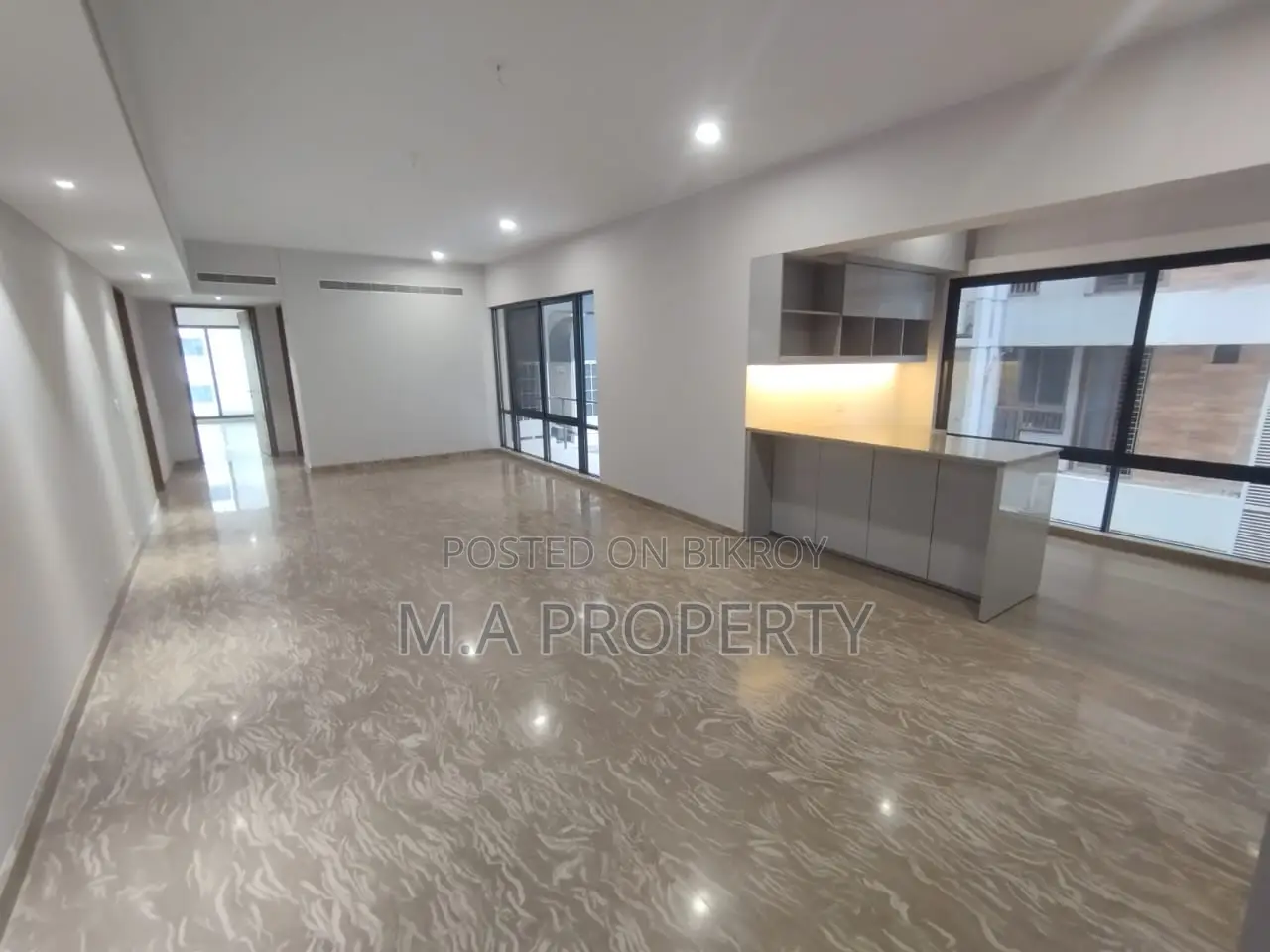 Rent Apartment 4-Bed 4150sqft 7th floor Gulshan North