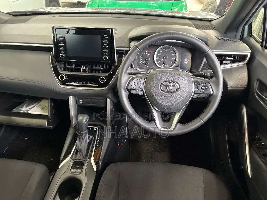 Toyota Corolla Cross HYBRID G PACKAGE 2021