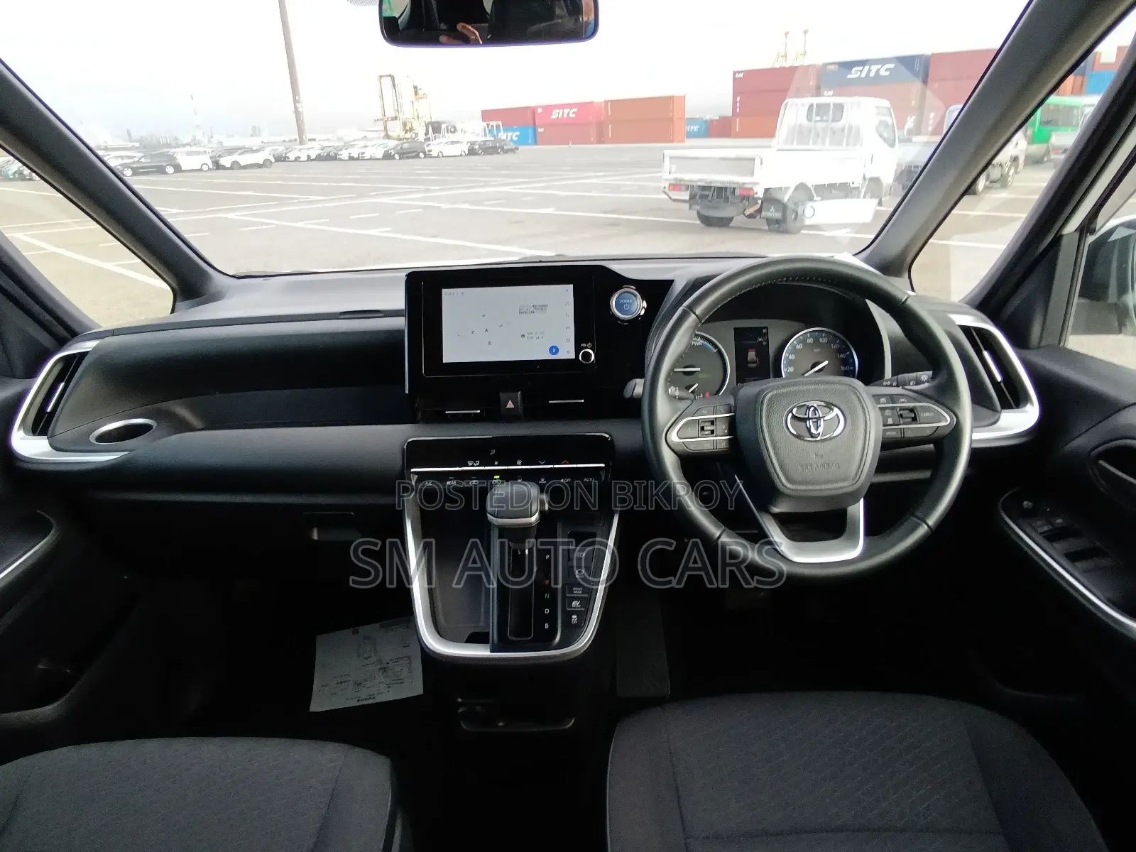 Toyota Noah Hybrid S-G Pearl 2022