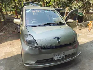 Toyota Passo 2004 Beige