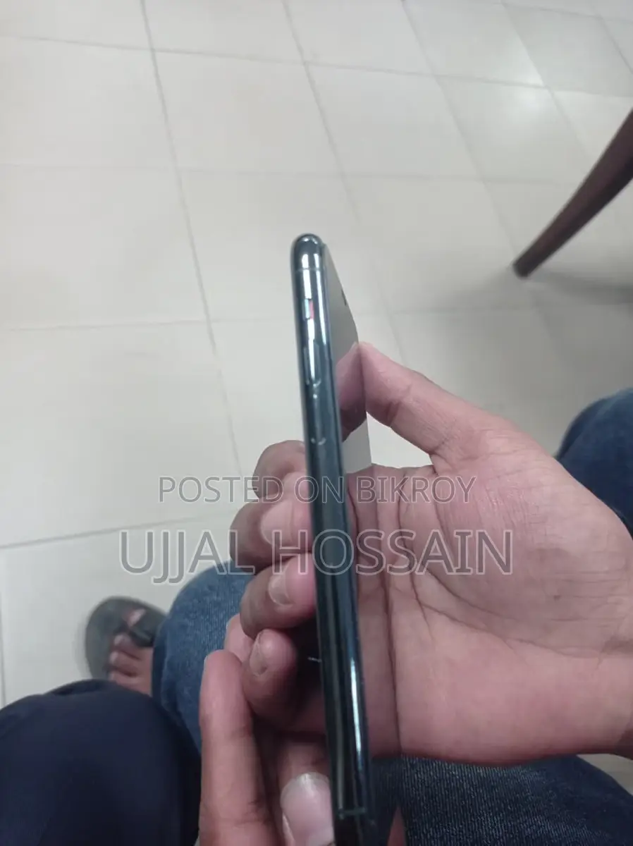 Apple iPhone 11 Pro ` (Used)