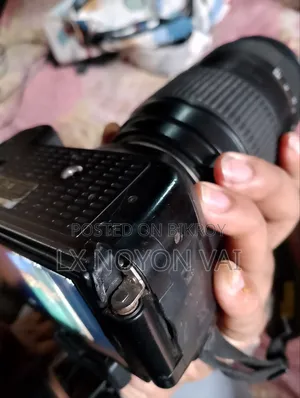 Nikon D 5200