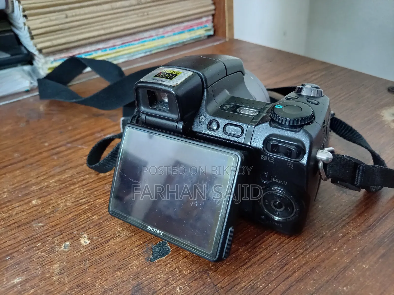 Sony Cyber-shot DSC-H9