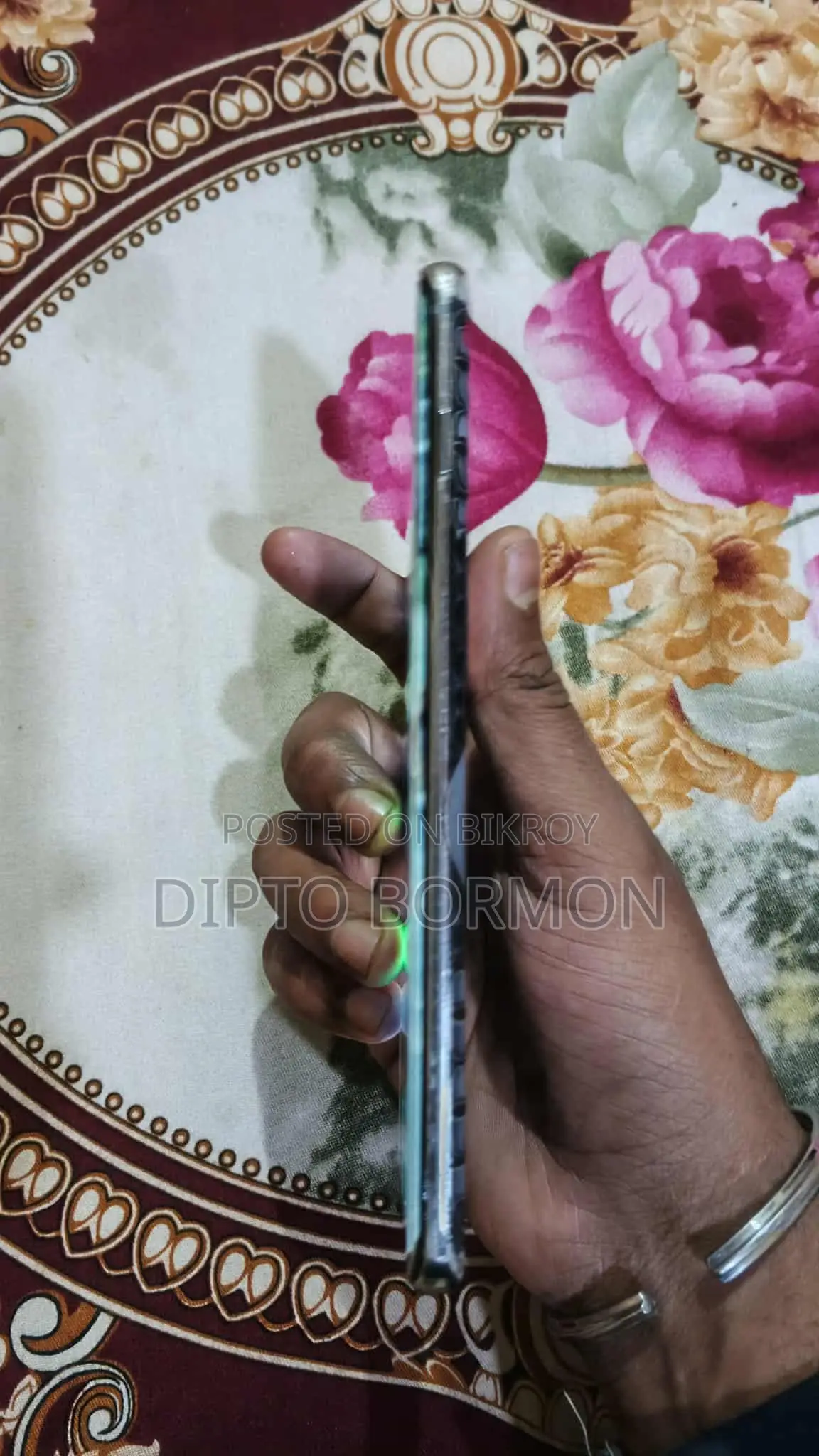 Samsung Galaxy S10 Plus . (Used)