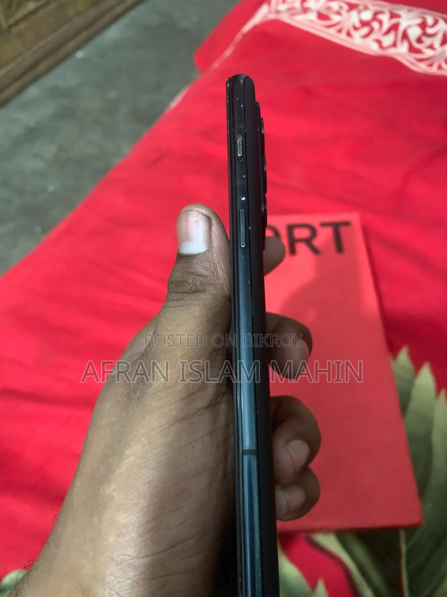 OnePlus 9RT (Used)