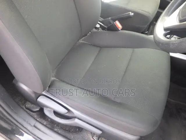 Toyota Corolla Fielder 1.5 Hybrid FWD 2020 Black