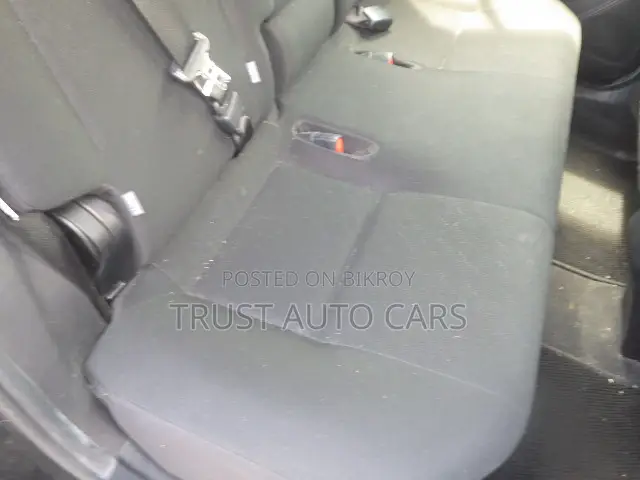 Toyota Corolla Fielder 1.5 Hybrid FWD 2020 Black