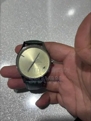 Fastrack Stunners Quartz Analog Green Dial Leather Strap Watch