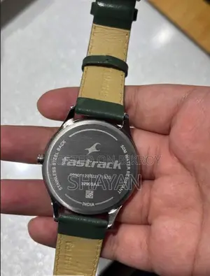Fastrack Stunners Quartz Analog Green Dial Leather Strap Watch